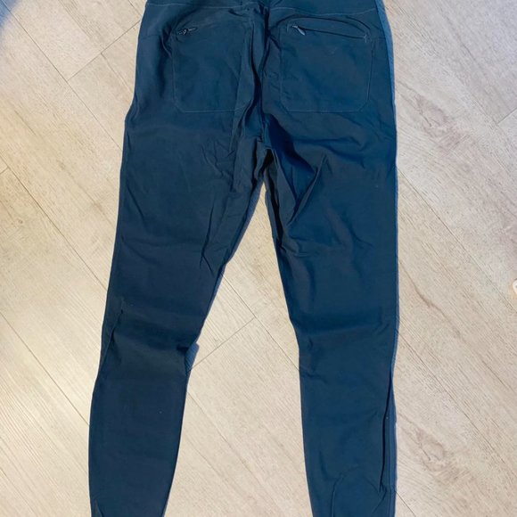 The North Face Hybrid High-Rise Tight - Small - Picture 3 of 5